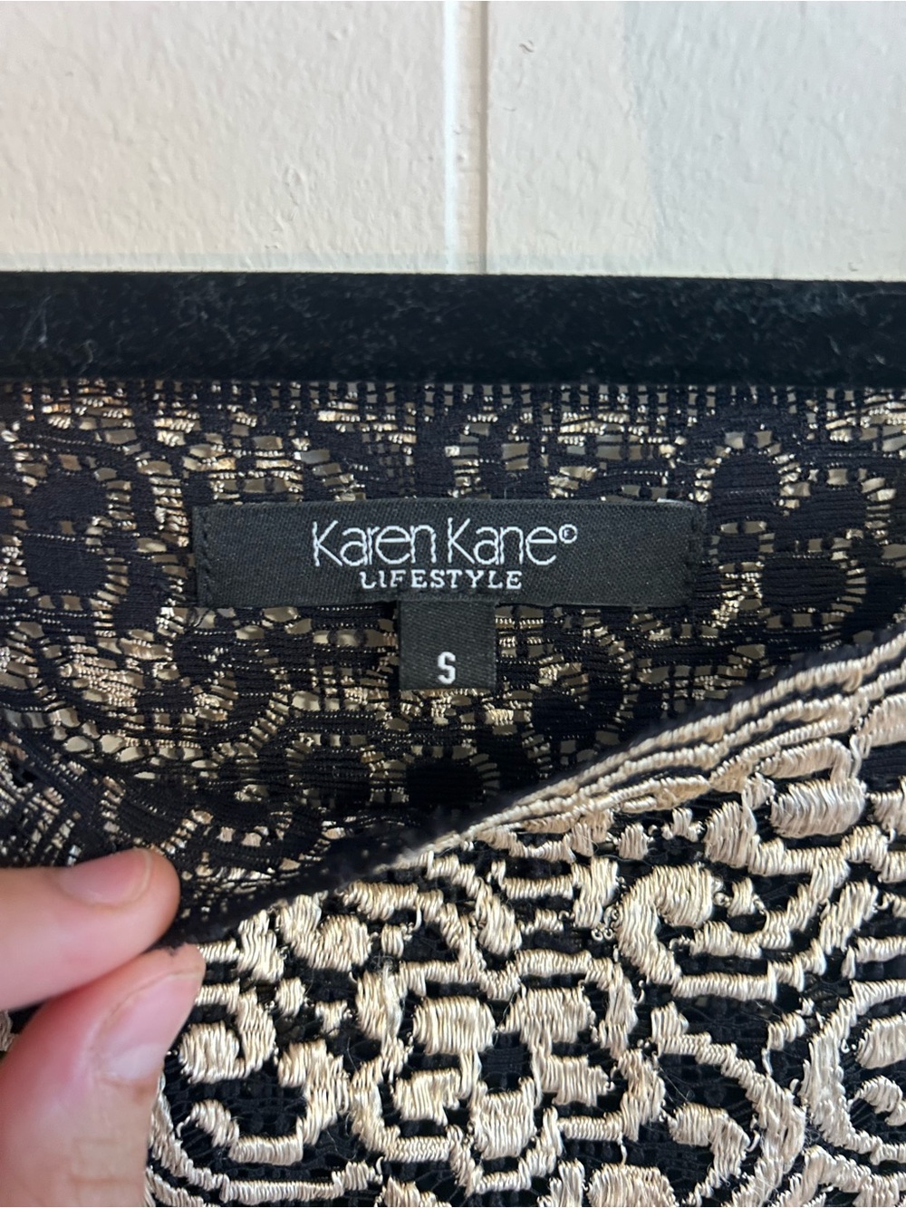 Karen Kane Black and Cream Lace Floral Tank - Picture 4 of 4